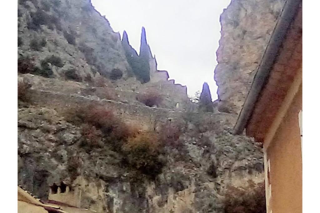 Apartament La Fontaine Moustiers-Sainte-Marie Zewnętrze zdjęcie